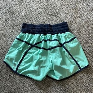 Mid rise shorts